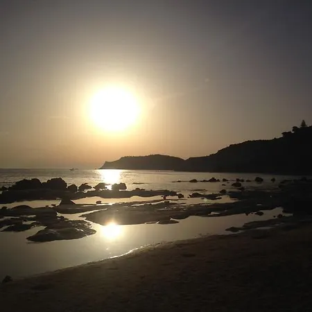 Scala Dei Turchi Oda ve Kahvaltı 3*