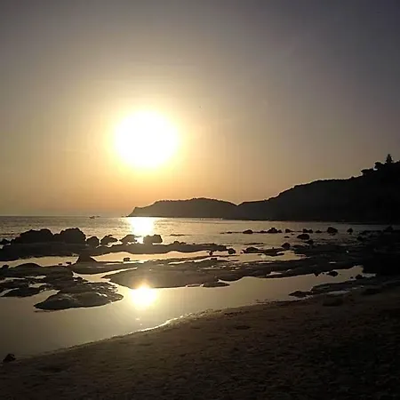 Bed and Breakfast Scala Dei Turchi 3*